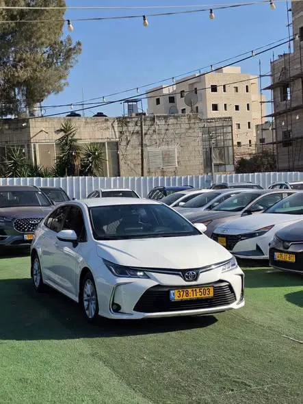 تويوتا Corolla 2023 — صورة 1 من 5