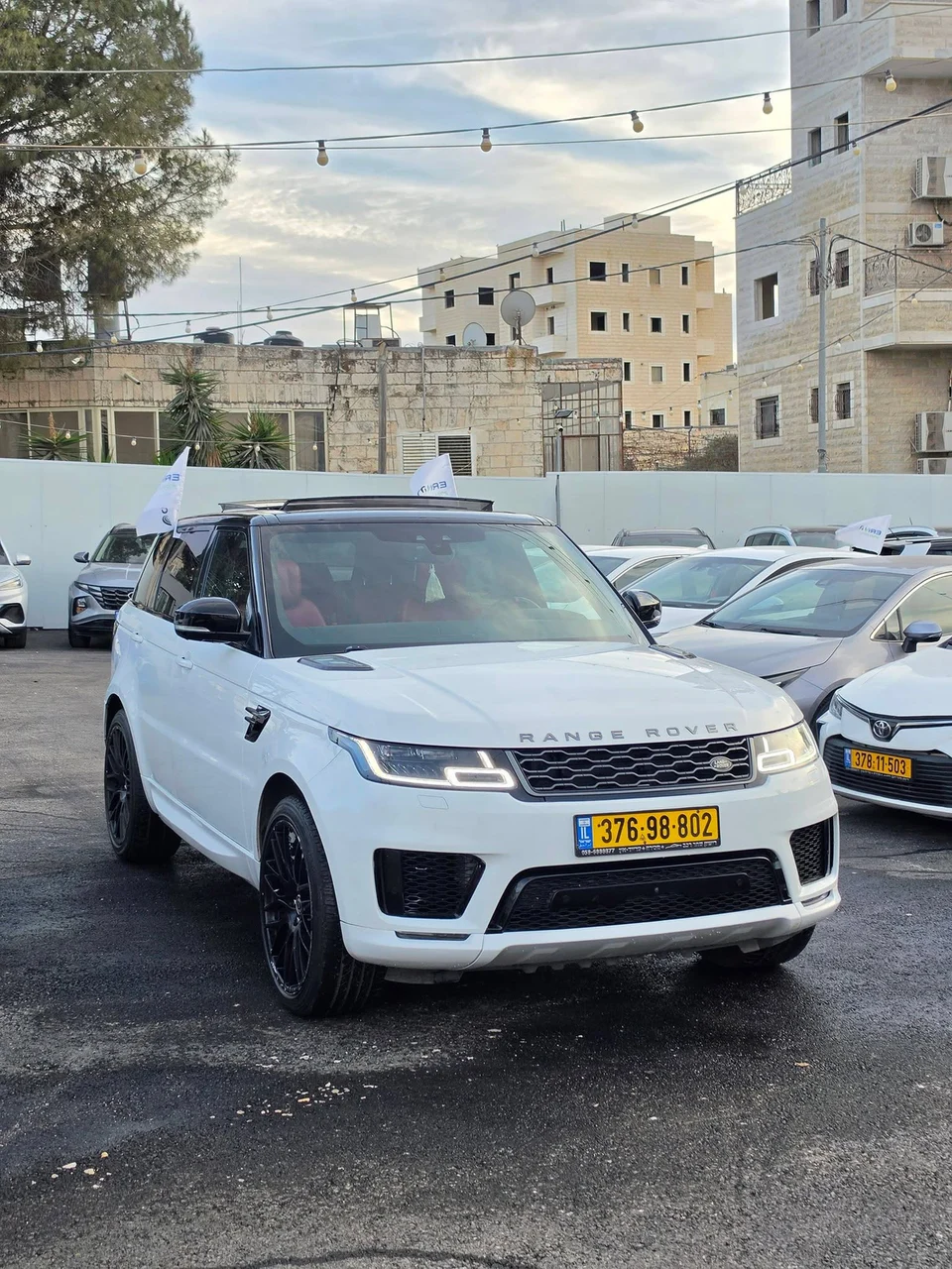 لاند روفر SPORT 2021 — صورة 1 من 3