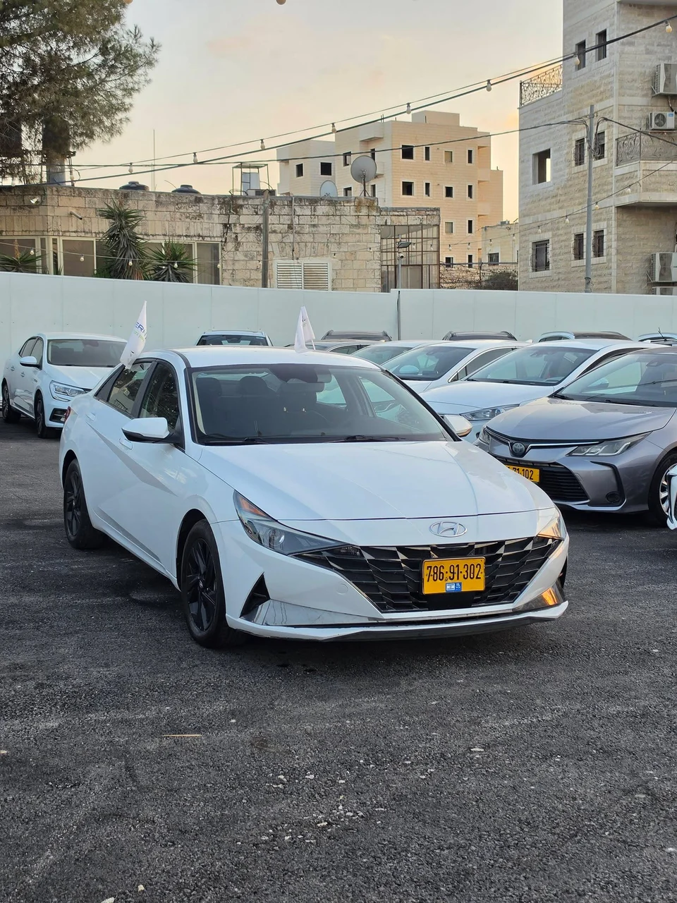 هيونداي ELANTRA HEV 2022 — صورة 1 من 4