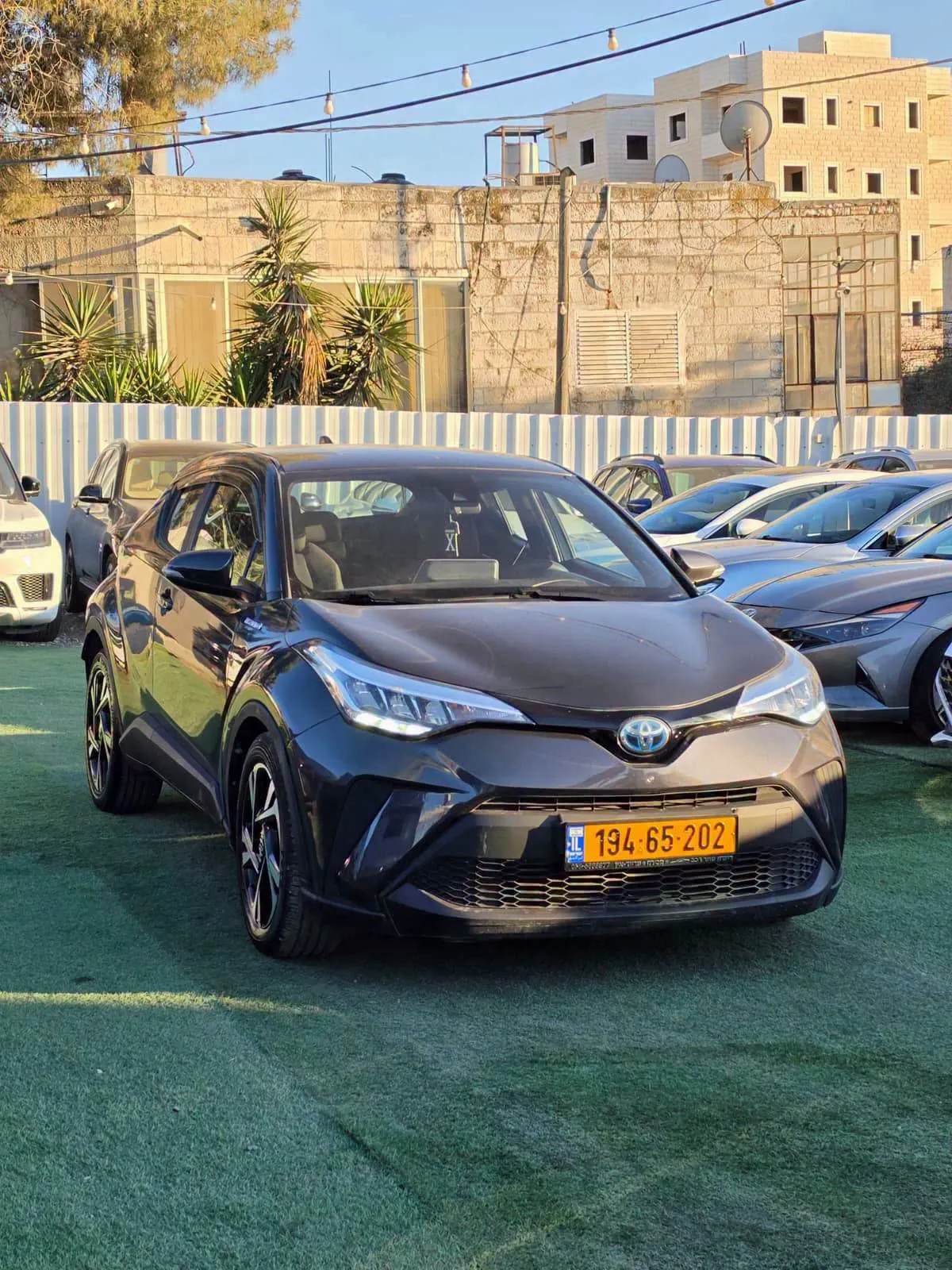 تويوتا C-HR HYBRID 2020 — صورة 1 من 5