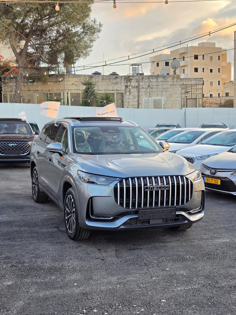 جايكو 8 PHEV LUXURY 2026 — صورة 1 من 4